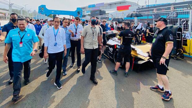 Presiden Jokowi di arena Formula E, Ancol, 4 Juni 2022. (Laily Rachev - Biro Pers Setpres)