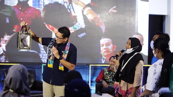 Sandiaga Uno