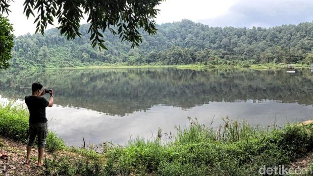 Situ Gunung.