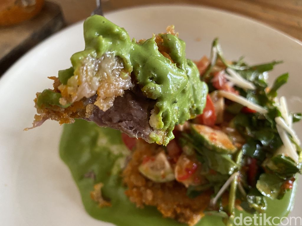 Steak Potik, Warung Kaki Lima Milik Mantan Chef