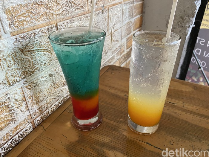 Steak Potik, Warung Kaki Lima Milik Mantan Chef