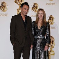 Wanita 49 tahun itu kini telah menikah dengan sutradara Prancis Samuel Benchetrit pada 2018. Mereka tinggal di sebuah kota kecil Saint-Simeon, Prancis. Foto: dok. Getty Images/WireImage/Laurent Viteur