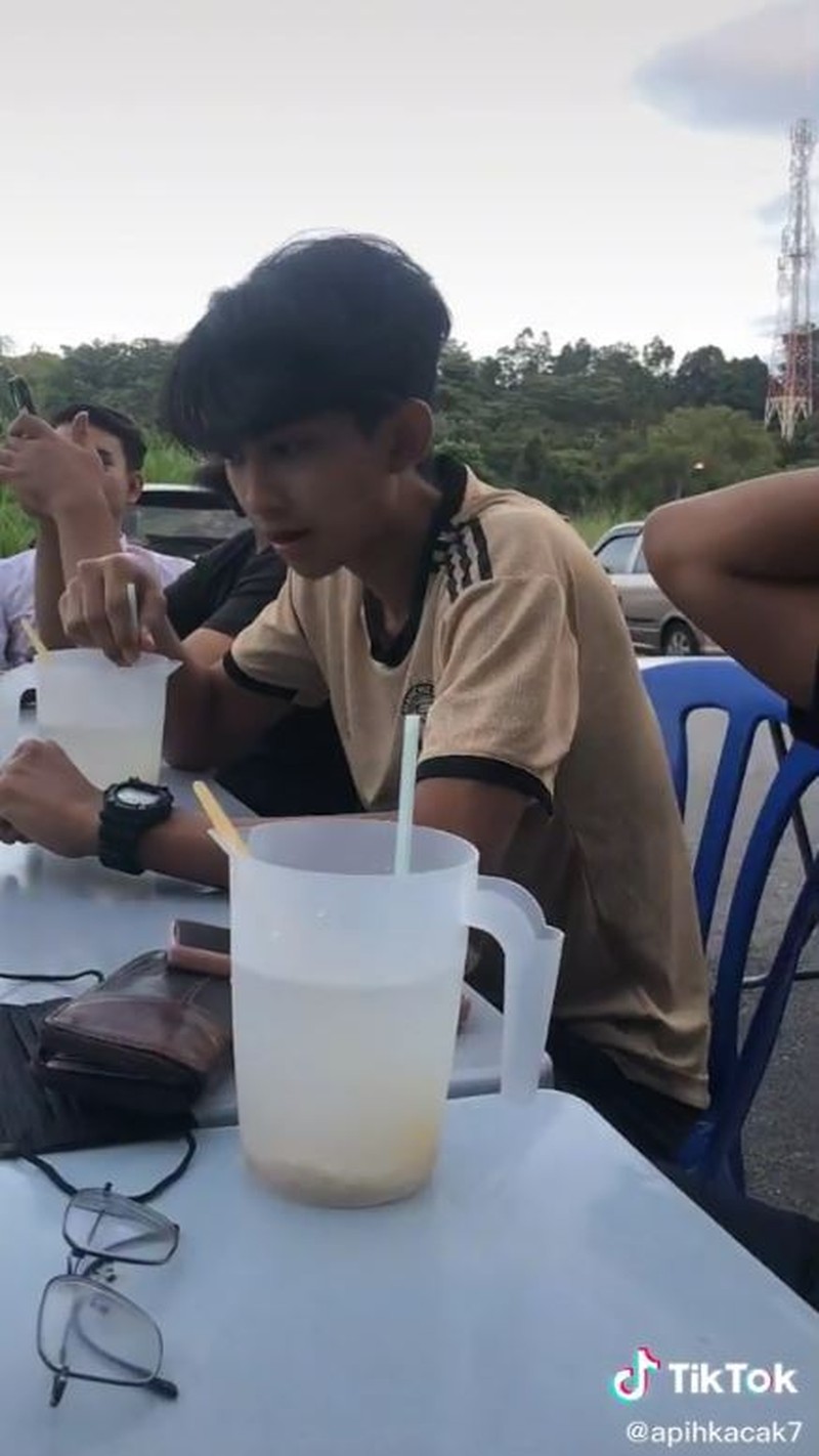 Wadah minuman unik