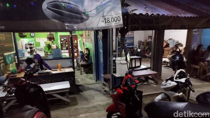 Waung kopi pangku Gresik