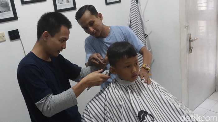 Barber Academy Indonesia: Pencetak Tukang Cukur Andal dari Bandung