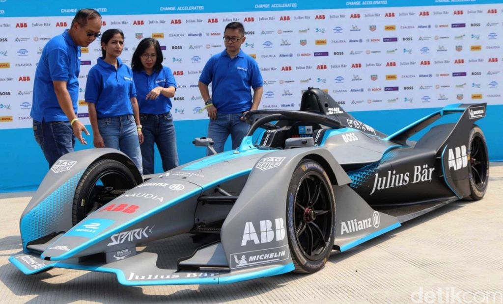 Ajang balap Formula E Jakarta telah usai. Allianz Life Indonesia menjadi salah satu perusahaan yang mendukung ajang tersebut.