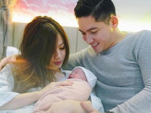 Franda dan Samuel Zylgwyn Umumkan Kelahiran Putri Kedua