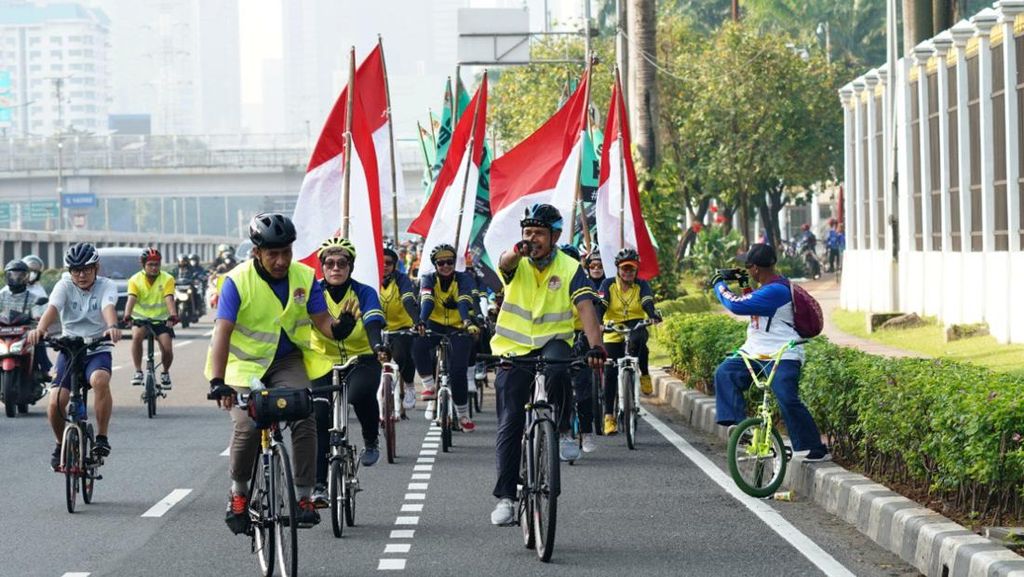 Hari Lingkungan Hidup, KLHK & Bike To Work Gelar Gowes Sejuta Sepeda