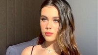 Manuella Aziza menjadi salah satu bridesmaid di pernikahan Eva Celia. Foto: dok. Instagram iwantaufik_taufik