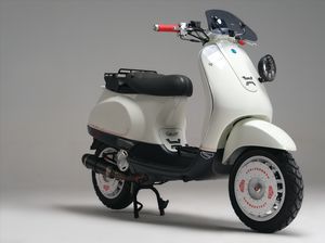 Kolaborasi Barudak Bandung, Vespa LX Dibuat Bergaya Vintage Rally Look