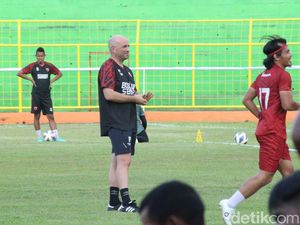 Menanti Duel 2 Pelatih Portugal di Laga Arema FC Vs PSM Makassar