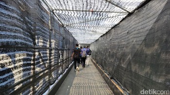 Lorong penyeberangan. Foto: Adi Fida Rahman/detikINET