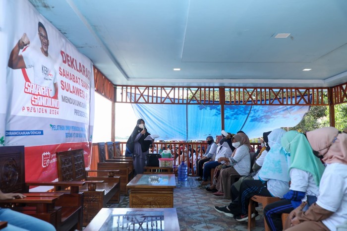 Relawan Sandiaga