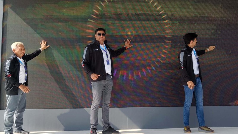 Indosat Ooredoo Hutchison (IOH), memamerkan pengalaman 5G berkelas dunia di Jakarta E-Prix 2022. Kecepatan internetnya capai 205/mbps.