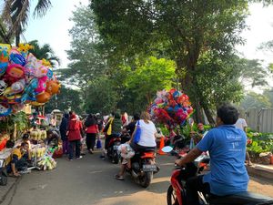Gerindra: PKL di Tebet Eco Park Wajar, Tinggal Diatur