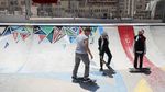 Gadis-gadis Muda di Jalur Gaza Kini Berlatih Skateboard