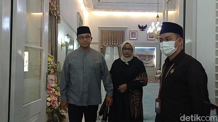 Anies Baswedan di Gedung Pakuan Bandung.