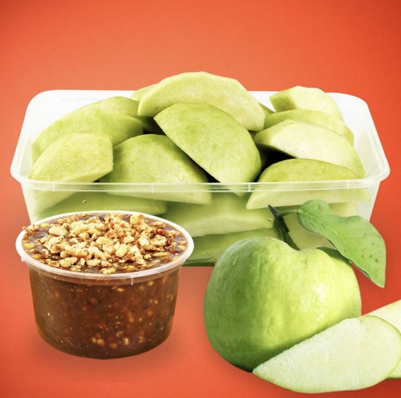 Asam Segar! 20 Rujak Buah Enak Ada di Sini