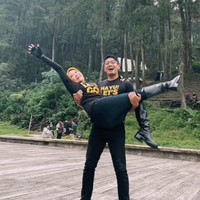 Emmeril Kahn Mumtadz alias Eril telah dinyatakan hilang di sungai Aare, Swiss sejak 27 Mei 2022. Saat itu Eril tengah berenang bersama keluarganya. Namun karena derasnya arus sungai, Eril pun terbawa ombak dan belum ditemukan hingga saat ini. Foto: Instagram/@ataliapr