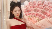 Selain itu, dia juga mendapat sokongan perawatan kecantikan senilai Rp 30 juta per bulan. (Foto: dok. Baby Jill) 