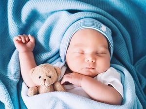 80 Nama Bayi Laki-laki yang Artinya Sukses dan Pembawa Rezeki