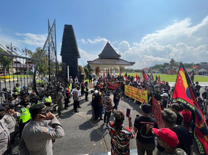 Blitar