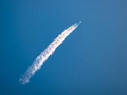 Momen Tiga Astronot Shenzhou XIV Menuju Stasiun Luar Angkasa