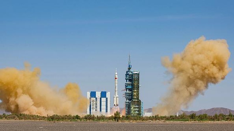 JIUQUAN, CHINA - JUNE 05: (L - R) Astronauts Cai Xuzhe, Liu Yang and Chen Dong of the Shenzhou XIV manned space mission attend a see-off ceremony at the Jiuquan Satellite Launch Center on June 5, 2022 in Jiuquan, Gansu Province of China. (Photo by VCG/VCG via Getty Images)