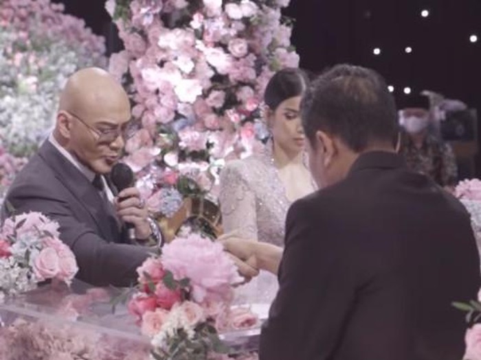 deddy corbuzier menikah lagi.