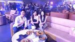 Gaya Mewah Baby Jill Saat Hangout di Bar hingga Makan di Beach Club