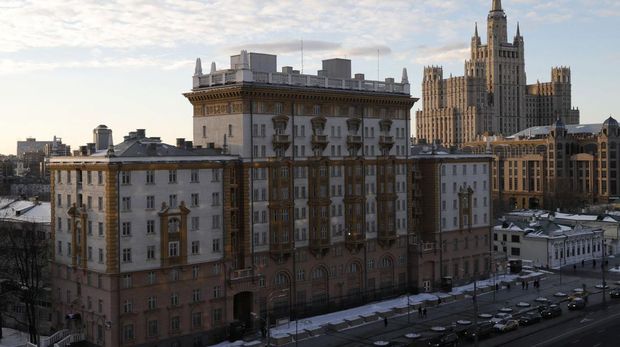 A general view shows the U.S. embassy in Moscow, Russia March 27, 2018. REUTERS/Tatyana Makeyeva