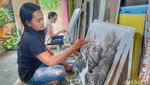 Goresan Kuas Pelukis Kampung Jelekong Bandung yang Dilirik Dunia