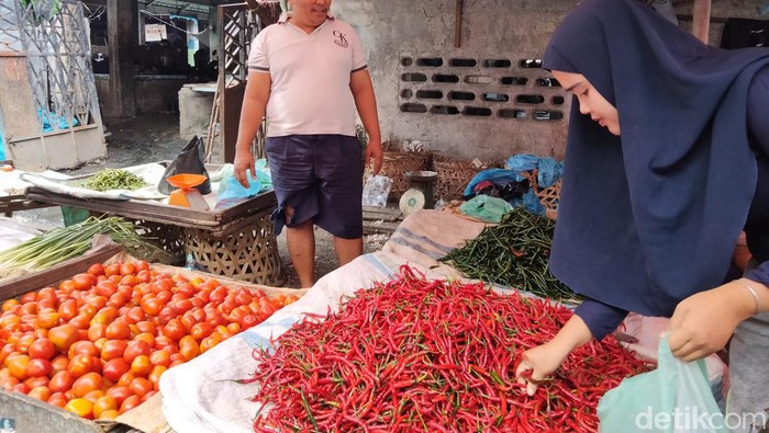 Harga cabai merah di Asahan mahal.