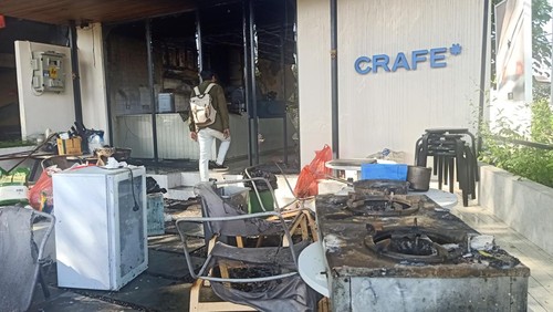 Kondisi Crafe* yang beralamat di Jalan Merdeka, Denpasar, setelah terbakar pada Senin (6/6/2022) pagi