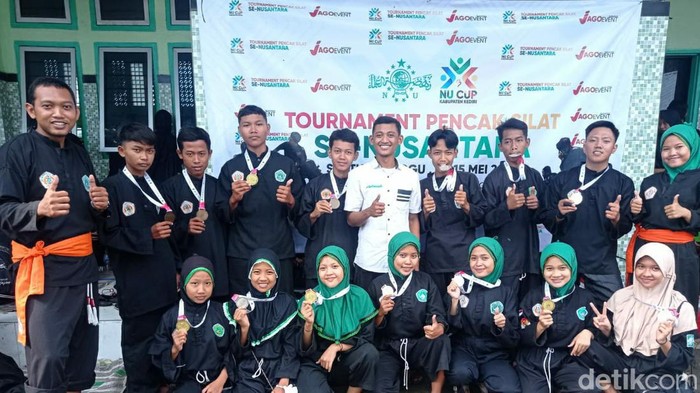 Kontingen PSNU Pagar Nusa Babat Lamongan
