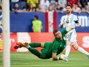 Messi 6 Gol Sepanjang Musim Ligue 1, Langsung 5 Gol Vs Estonia