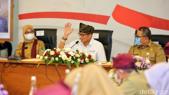 Menparekraf Sandiaga Salahudin Uno saat berkunjung ke Banyuwangi
