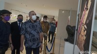 Menurut Zaki, Banten memiliki salah satu suku tertua yang ada di indonesia, yang sampai hari ini memegang teguh tradisi dari leluhurnya. Begitu juga dengan perkembangan peranakan dari abad ke-5, saat mulai berdatangan ekpedisi  dari kerajaan maupun negara negara lain di luar indonesia salah satunya adalah peradaban Tionghoa.