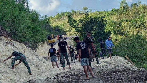 Pelaksanaan program TMMD ke-113 di Kecamatan Nusa Penida, Klungkung, yang telah dibuka pada Rabu (11/5/2022) lalu.
