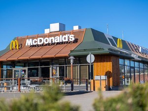 Pelayan McDonalds Diduga Sengaja Taruh Daging Babi di Pesanan Seorang Muslim