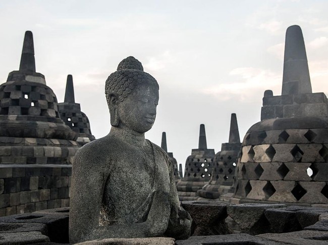 Heboh Tarif Naik Candi Borobudur Rp 750 Ribu