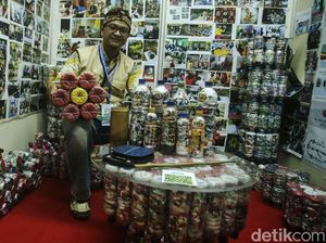 Sampah Botol Plastik Disulap Jadi Meja, Bisa Kok