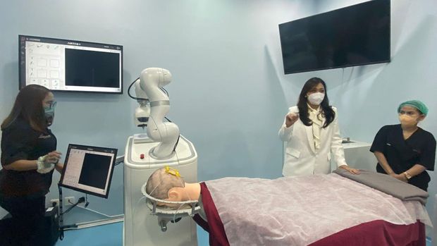 Transplantasi Rambut Robotik (CNBC Indonesia/Lynda Hasibuan)