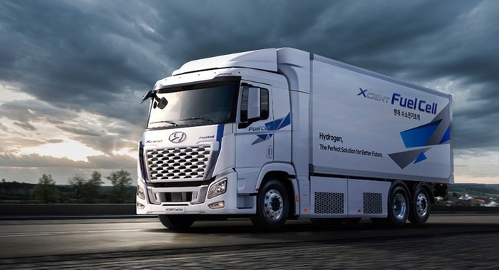 Truk hidrogen Hyundai Xcient mulai beroperasi di New Zealand.