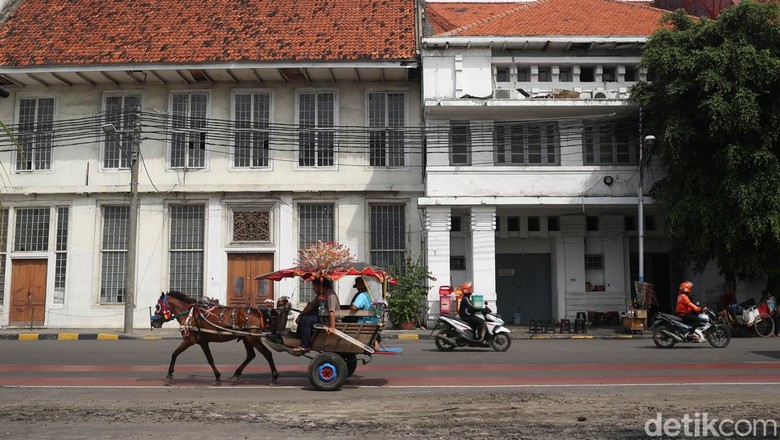 Walking Tour Old Batavia Walking Tour Old Batavia bersama Timegap