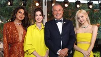 Gaya Priyanka Chopra, Lisa BLACKPINK, dan Anne Hathaway bersama petinggi Bvlgari. (Foto: Getty Images for Bulgari/Daniele Venturelli) 