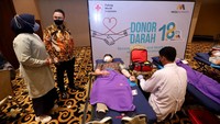 Hadir dalam acara tersebut Tomy Ferdiansah selaku Managing Director yang meninjau langsung pelaksanaan donor darah dengan menerapkan protokol kesehatan yang ketat. Para juga pendonor wajib menerapkan 3M, lalu saat pengambilan darah juga dilakukan sterilisasi sesuai protokol Covid-19.