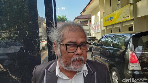 Arist Merdeka Sirait