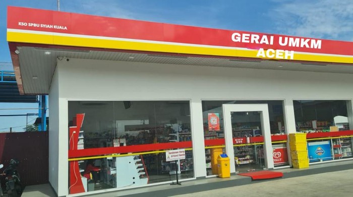 Gerai UMKM di salah satu SPBU.
