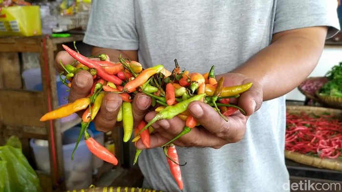 Harga cabai di pasar tradisional Banjarnegara naik, Selasa (7/6/2022).